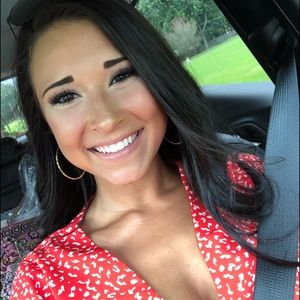 Meet your Posher, Megan